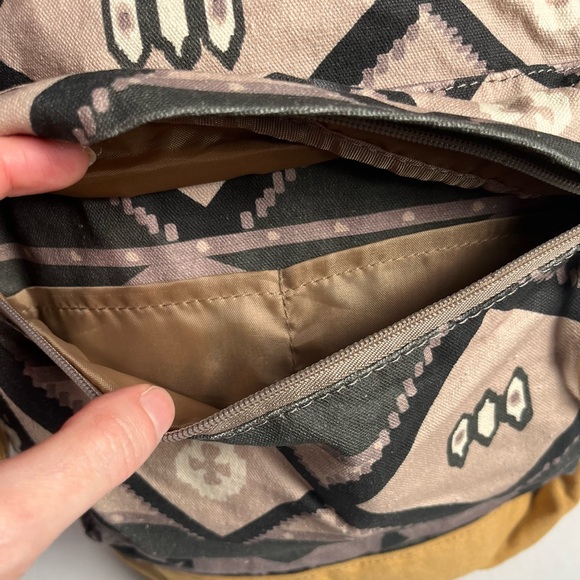 O’Neill Geometric Pattern Backpack - Picture 5 of 5